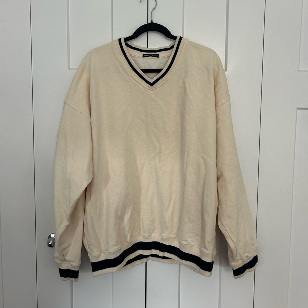 Brandy Melville Sweatshirt